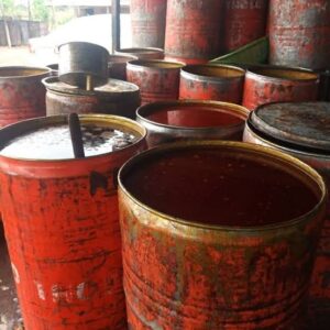 500 litres of palm oil available 